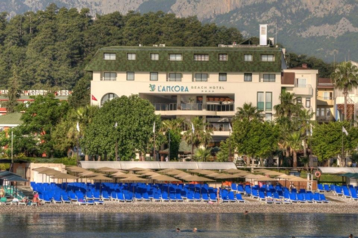 L'Ancora Beach Hotel 4*