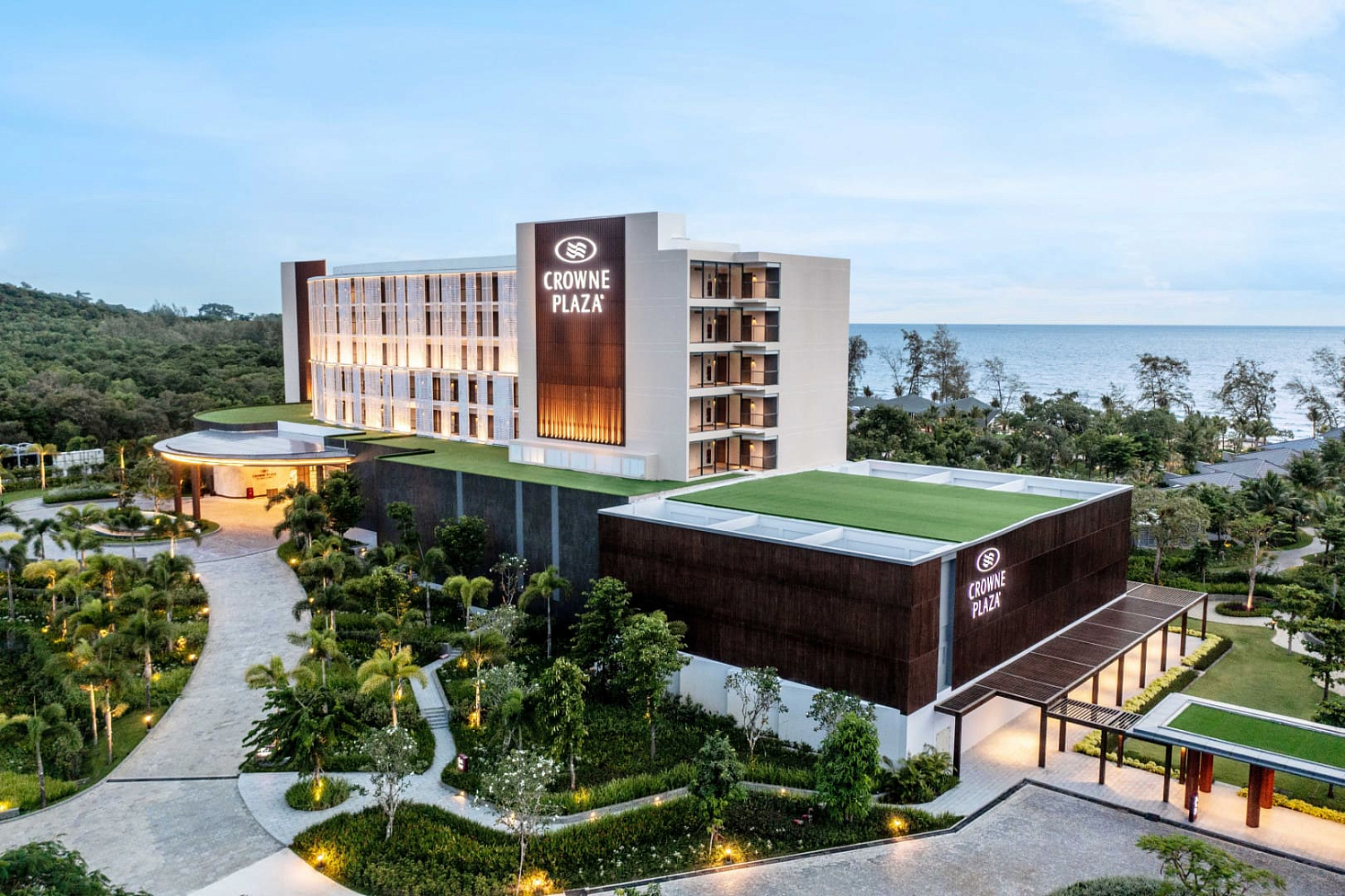 Crowne Plaza Phu Quoc Starbay 5* / Вьетнам / о. Фукуок /  Северо-Запад / Бай Дай  (Гань Зау)