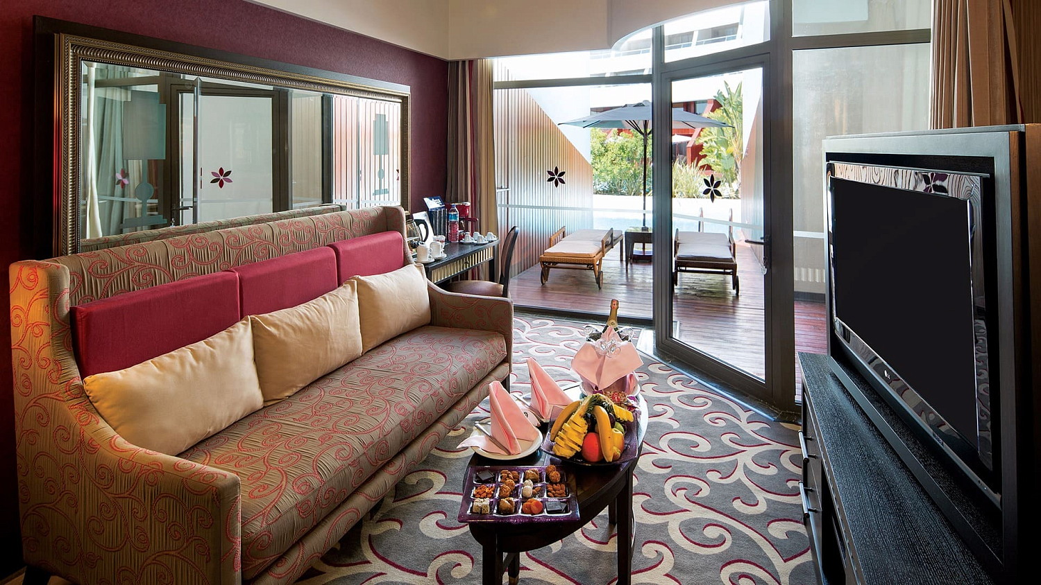 Турция, Белек, Cornelia Diamond Golf Resort & Spa 5*: Turquoise Lake Houses перед основным зданием