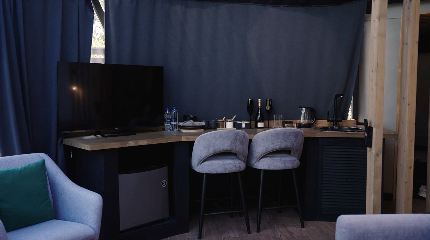 Резиденция "Cеверное сияние" / Мурманская область / 19 км от Мурманска