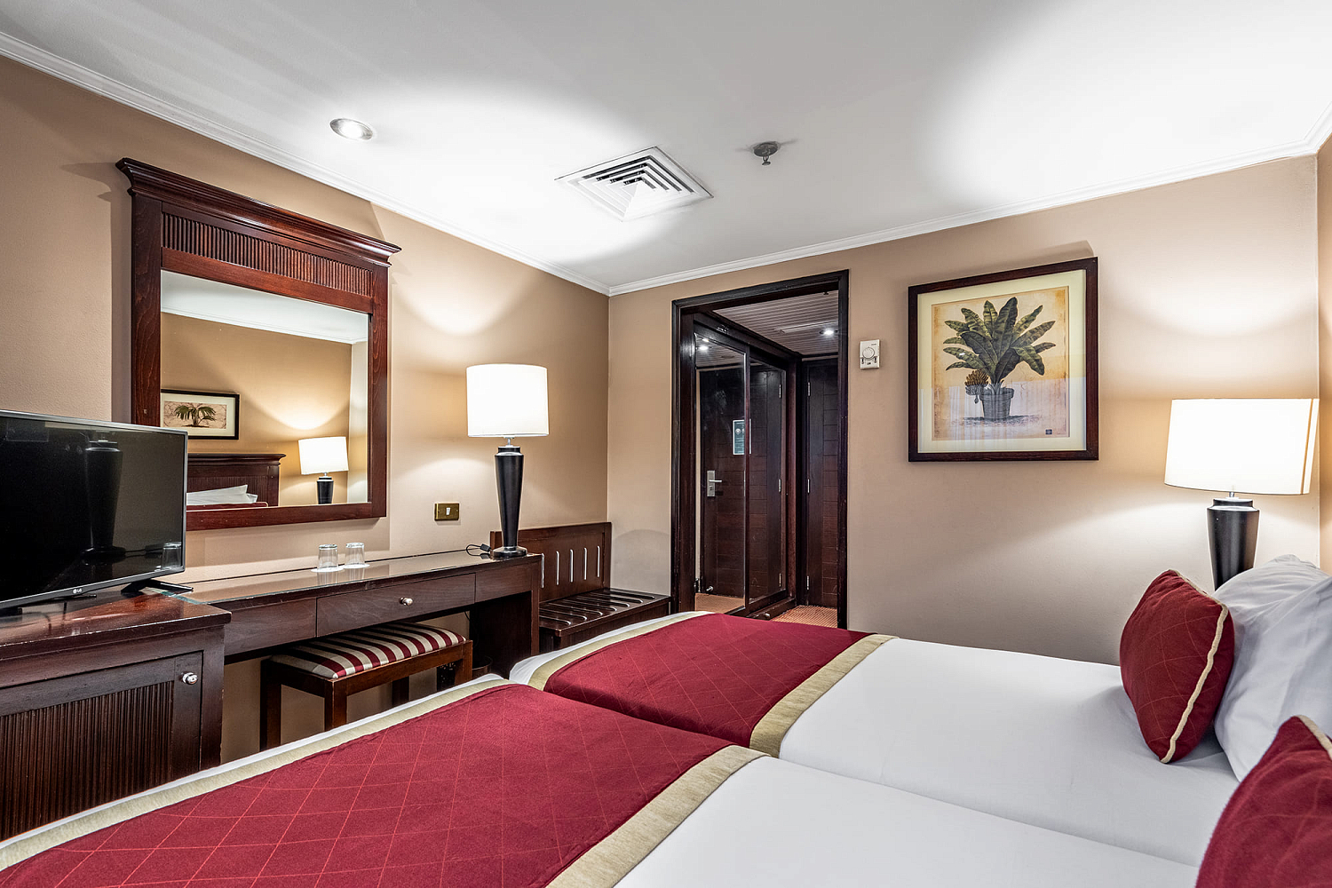 Т/х Crown Jubilee / Круизы по Нилу