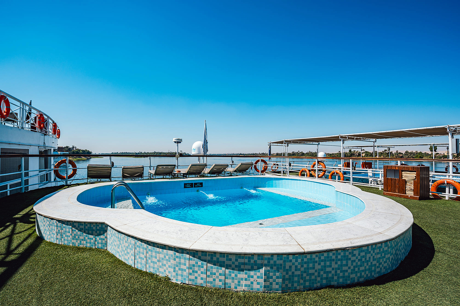 Т/х Jaz Al Qassida / Круизы по Нилу