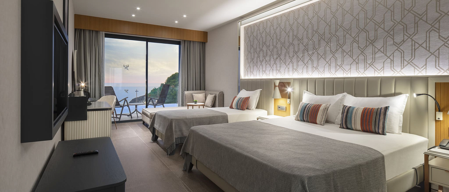 Турция, Аланья, Mylome Luxury Hotel & Resort 5*: Superior Swim-Up Sea View, 1, 4, 7 этажи