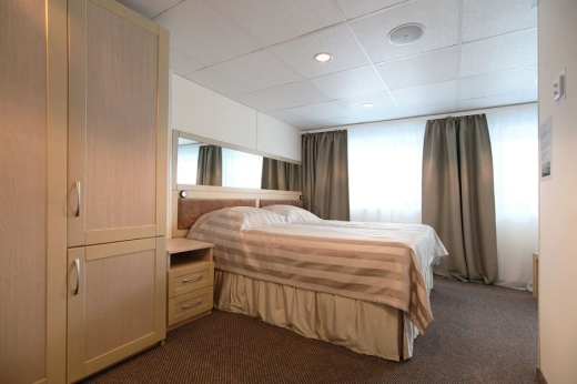 т/х Огни большого города: Полулюкс А-С с балконом / шлюпочная палуба