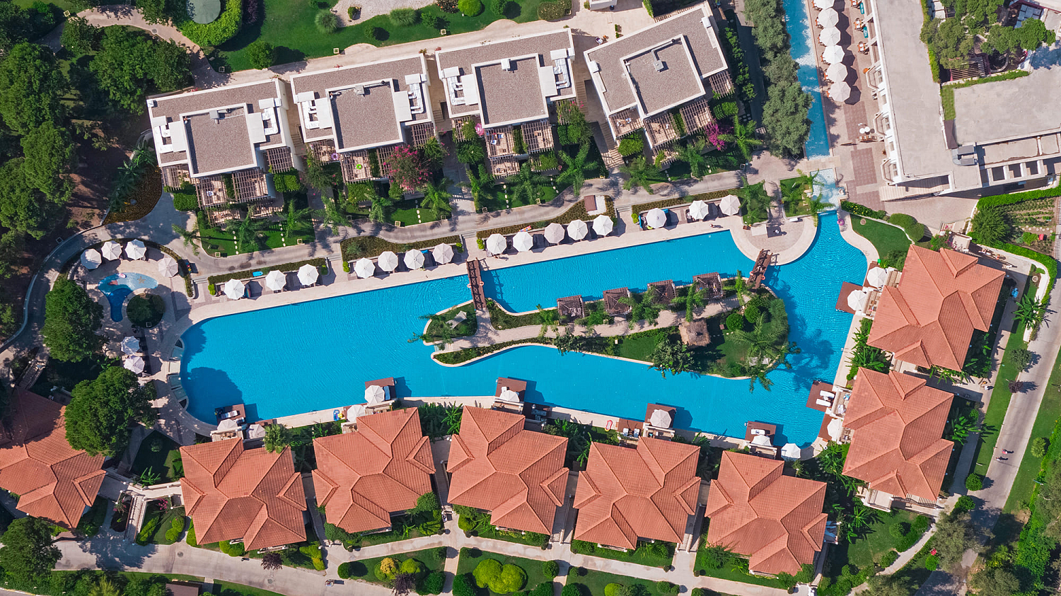 Турция, Белек, Ela Excellence Resort Belek 5*:  Lake house swim-up suite в зоне Lake Houses (на 1-м или 2-м эт)
