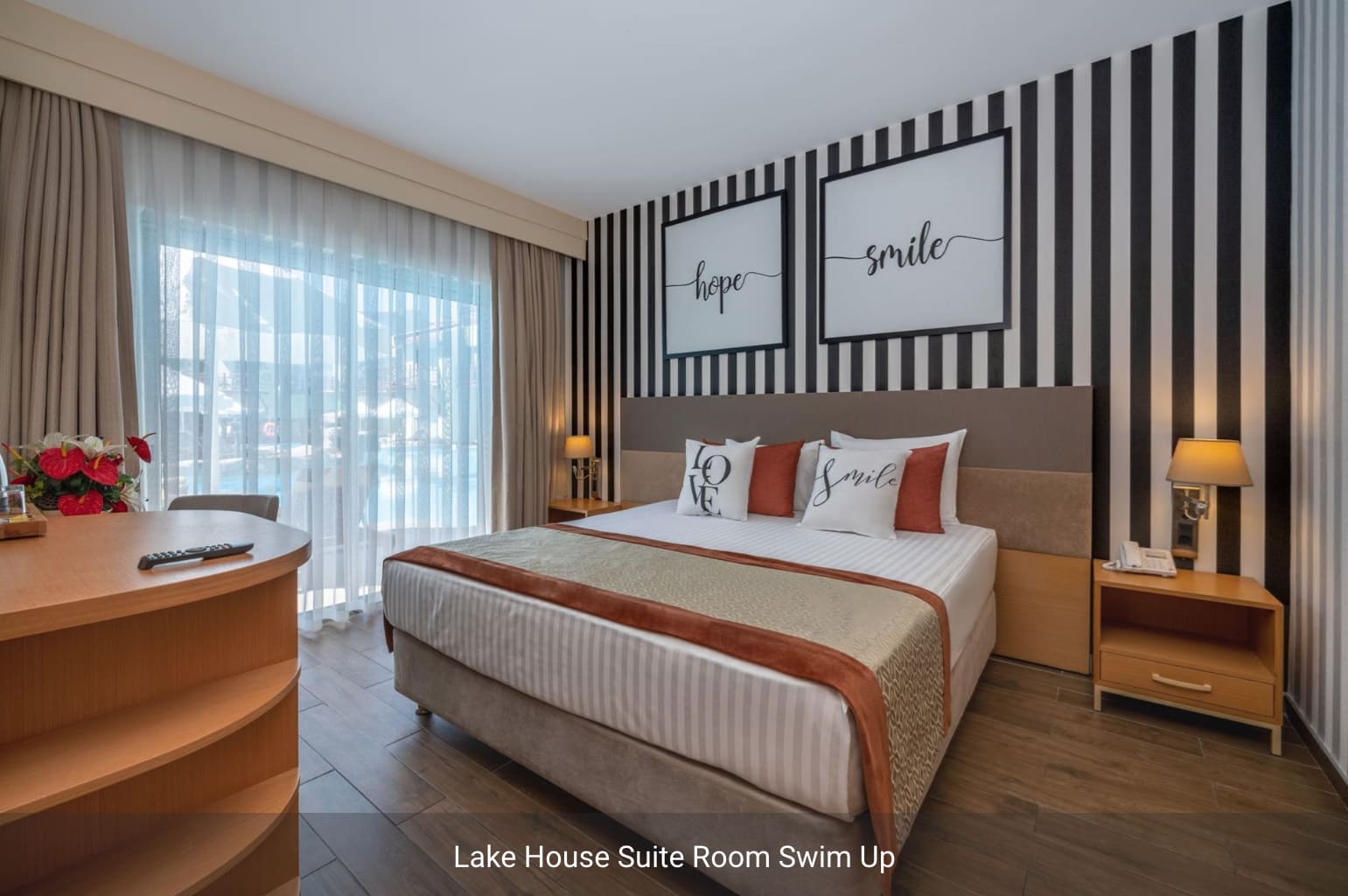 Турция, Сиде, Selectum Family Resort Side 5*: Lake house suite swim up, в домиках у озера на нижнем этаже