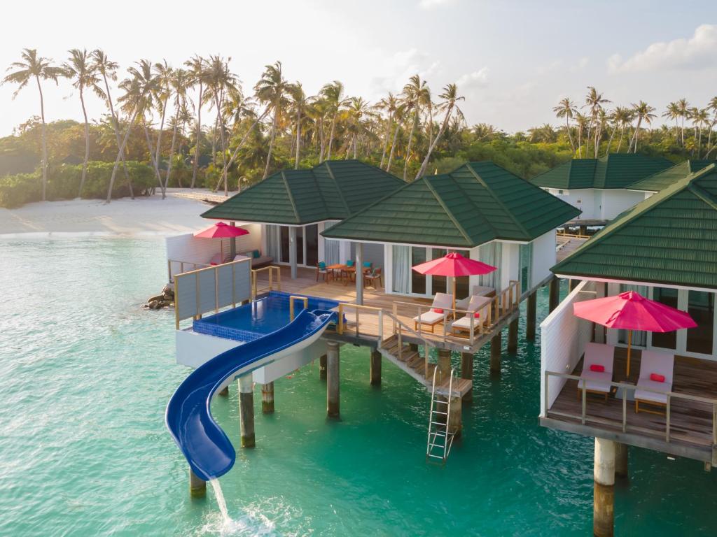 Мальдивы, Север-Нуну, Siyam World 5*: Two-Bedroom Lagoon Villa with Pool + Slide