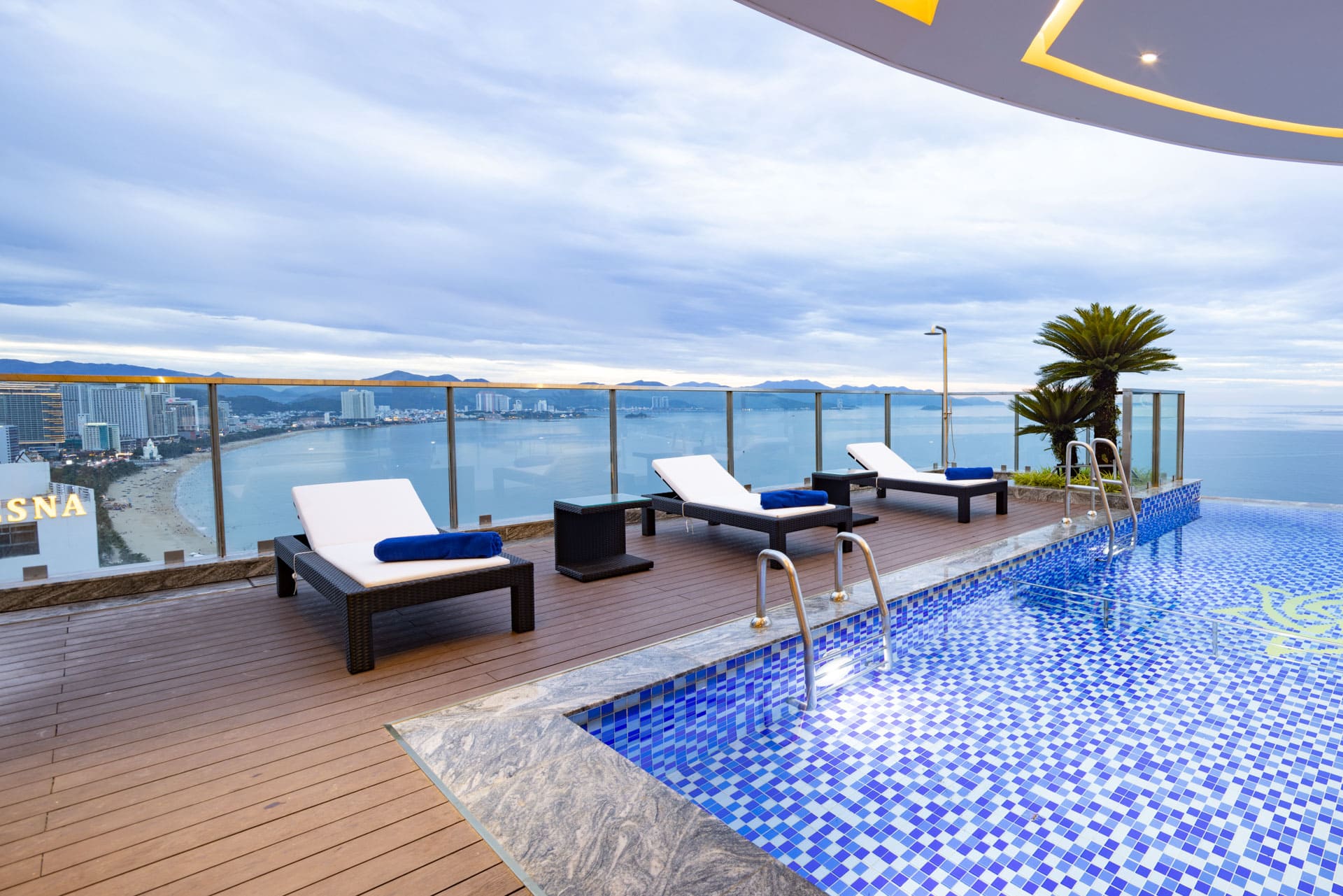 Best Western Premier Marvella Nha Trang 5* / Вьетнам/  Нячанг-город / Центр-3