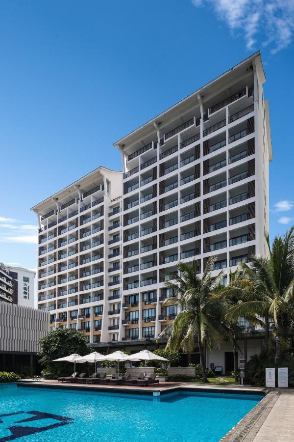 Ramada Plaza by Wyndham Sanya Bay 4* / Китай / о. Хайнань / Санья Бэй