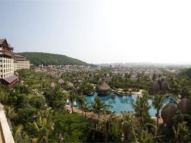 Stony Brook Villa Jiannguo Resort Sanya 4* / Китай / о. Хайнань / Ялонг Бэй (Ялунвань)