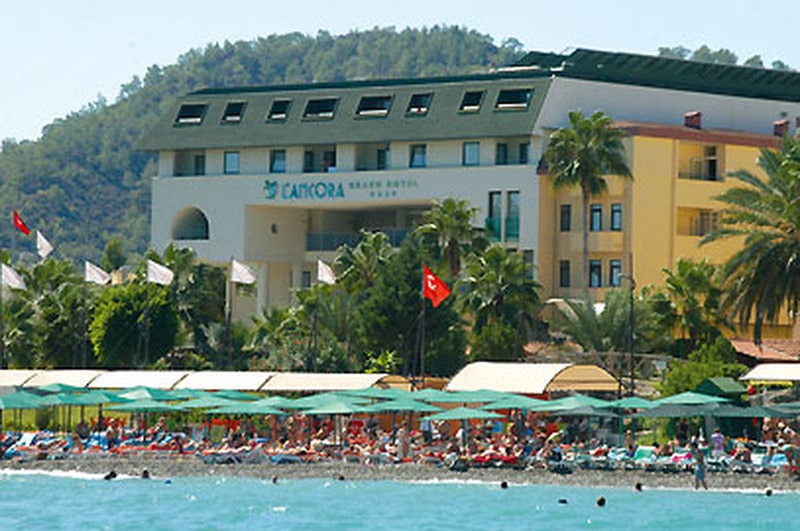 L'Ancora Beach Hotel 4*