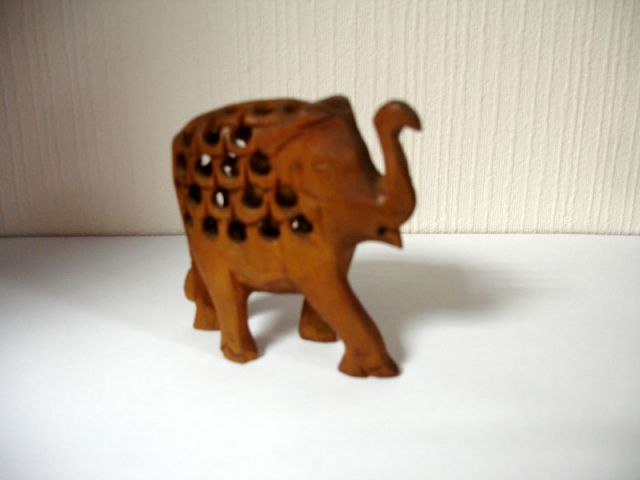 005-thailand-elephant-01.jpg