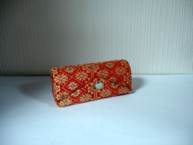 020-thailand-pomada-02.jpg